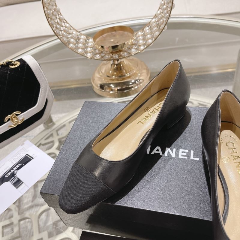 Chanel Low Shoes